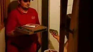 Rosyjska suka pozwoliła darmowe filmy poeno na przemian przelecieć ją w usta i tyłek