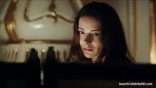 Busty blondynka przyszła do łóżka do faceta i darmowe filmy pirno uwiodła na seks