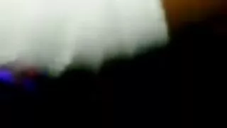 Busty zalotna doświadcza xxx filmiki silnego podniecenia i wali konia