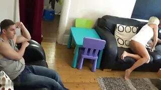 Delikatna Brunetka konna Wielki kutas filmy pirno słodka szczelina
