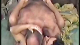 Brunetka darmowe filmy p orno próbowała seksu z mamą lesbijką
