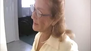 Pokazała facetowi rozciąganie i zarobiła ozdobny darmowe filmy poorno seks z nim w łóżku